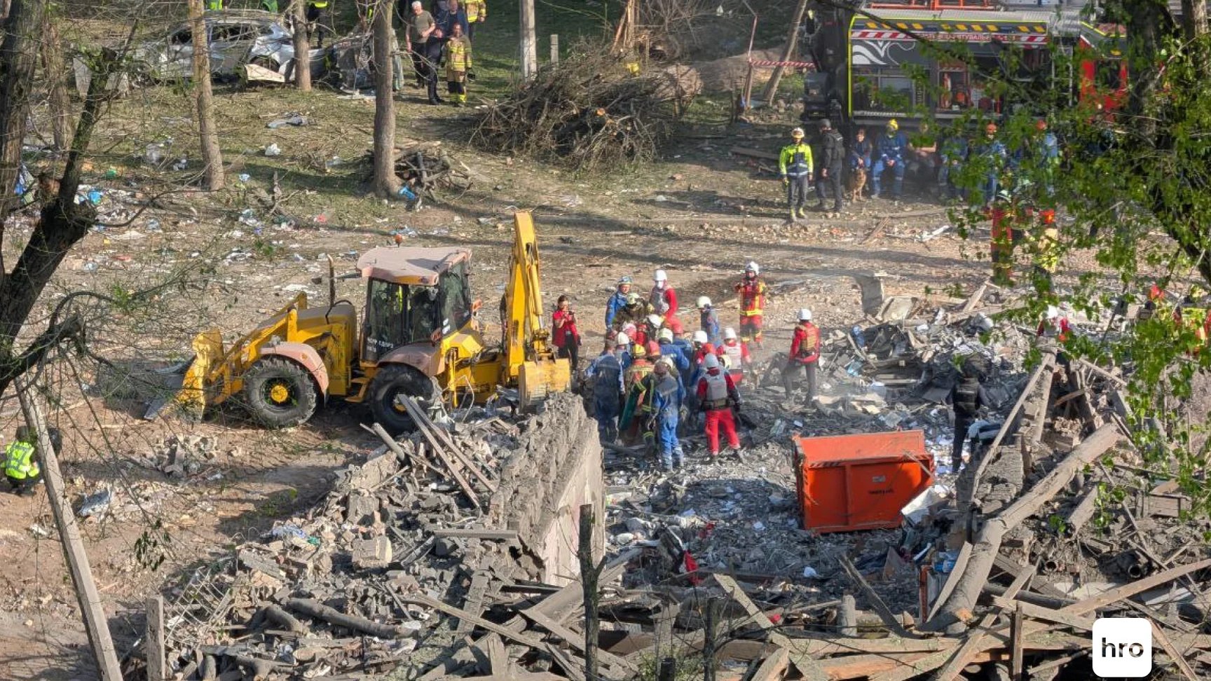 Emergency response after missile strike on Kyiv