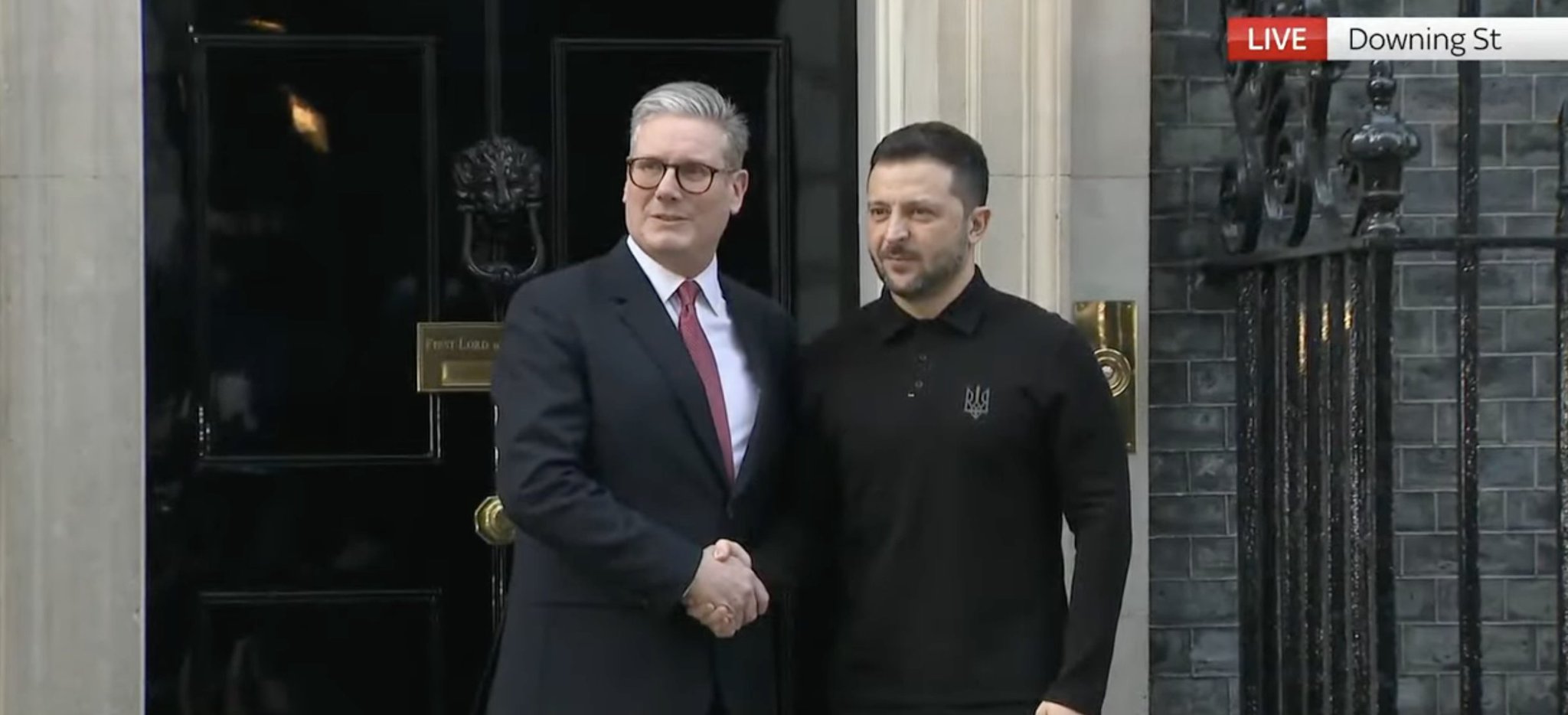 Zelensky arrives at Downing Street to meet Keir Starmer