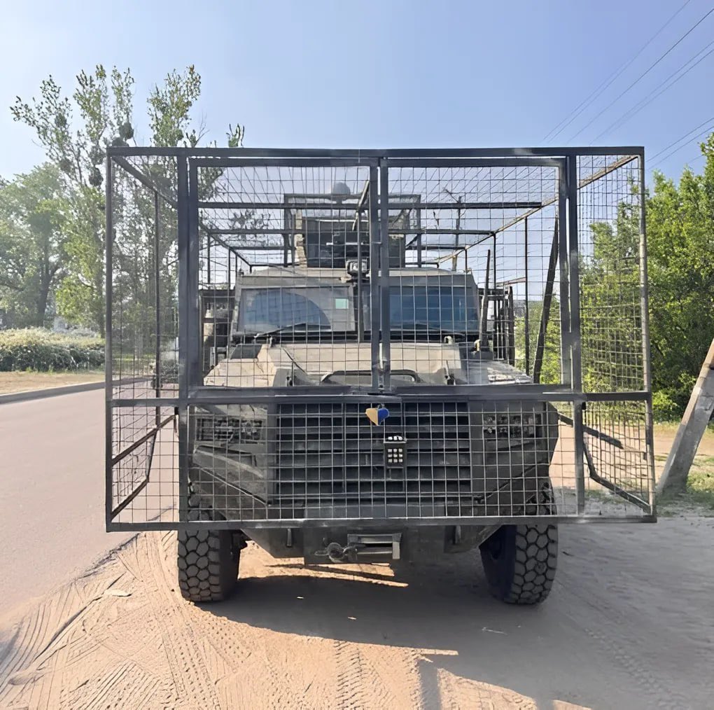Ukrainian armored car ‘Roshel Senator’ with homemade protection