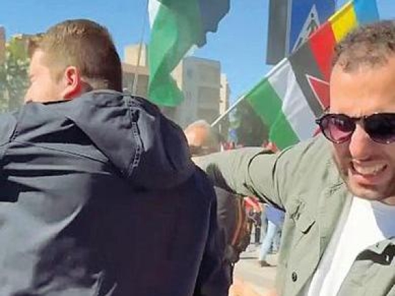 Radicals Attack Activists with Ukrainian Flags in Rome