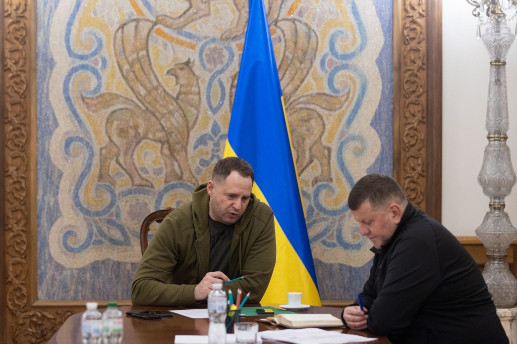 Zaluzhny refused Ermak, not joining Zelensky’s team – The Guardian