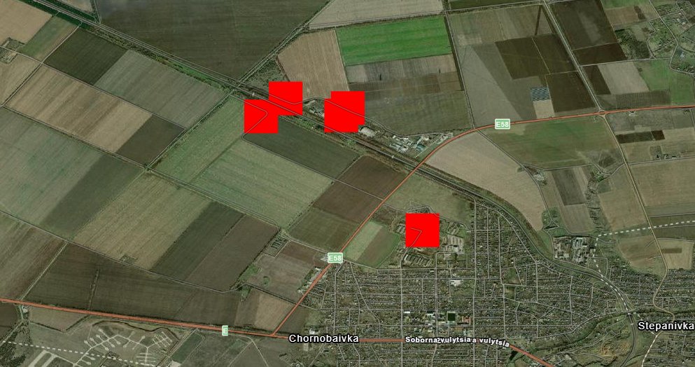 Big fires at facilities near Kherson outskirts, Chornobayivka railway station