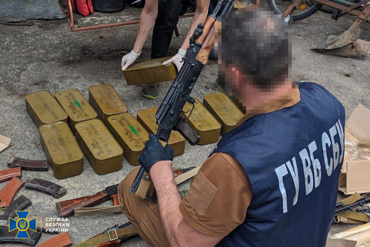 Network uncovering dealers selling trophy weaponry