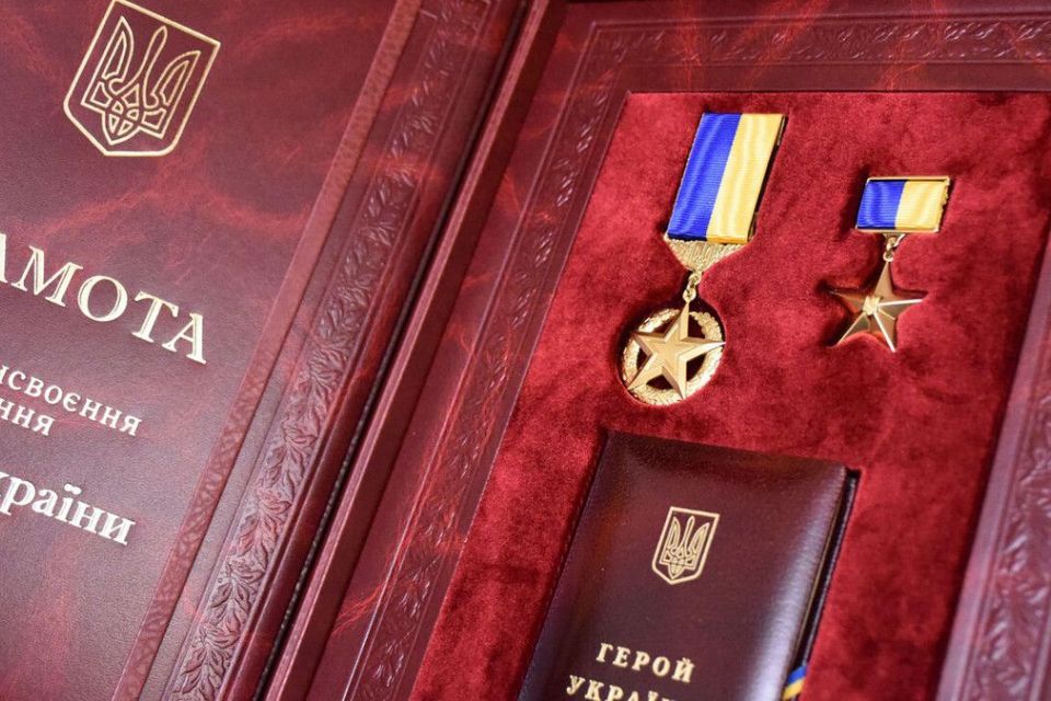 Zelensky allows housing for Heroes of Ukraine from the state