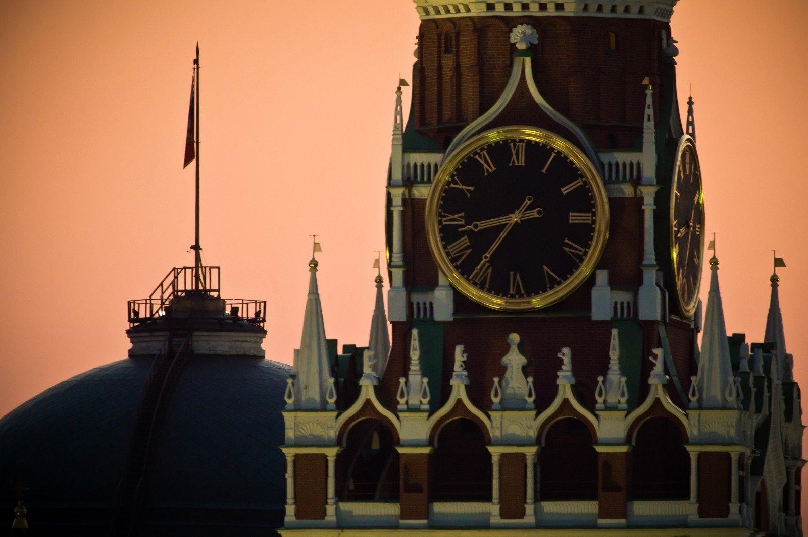 Capital outflow from Russia to reach record $250 billion
