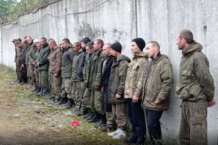Ukraine Captures 971 Russian Troops in Kursk Operation