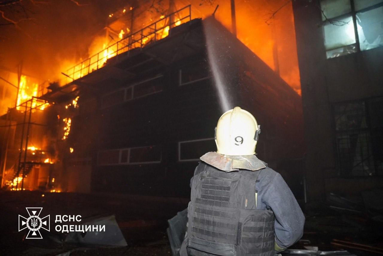 Enemy massed attack on Odesa with strike drones (up to 12 words)