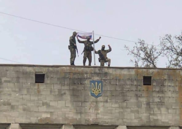 Ukrainian flag raised in Prymorsk