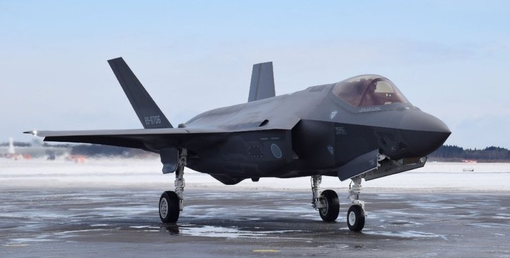US Stryker battalion and F-35 squad deployed in Romania