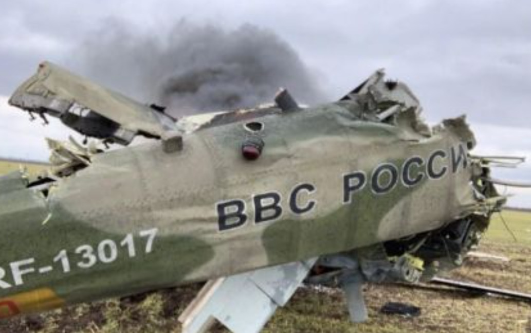 Zelensky threatens Russian pilots with accountability