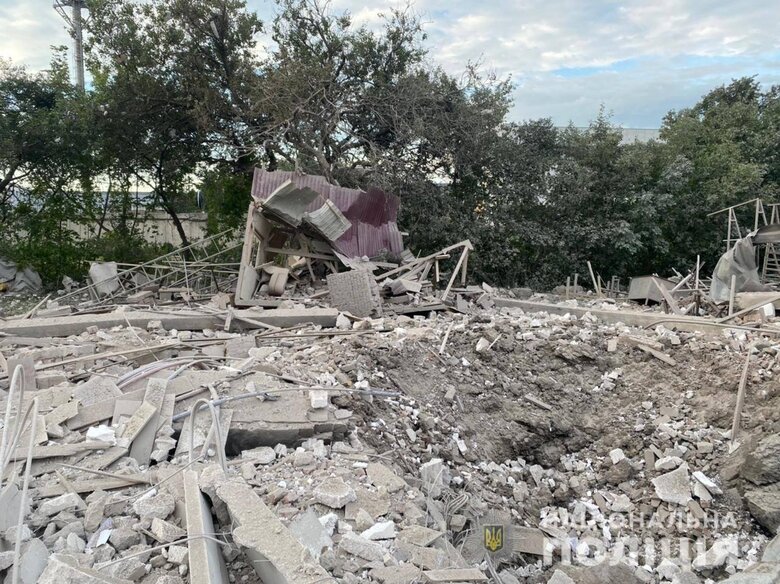 Consequences of a missile strike on Kharkiv’s Slobidskyi district