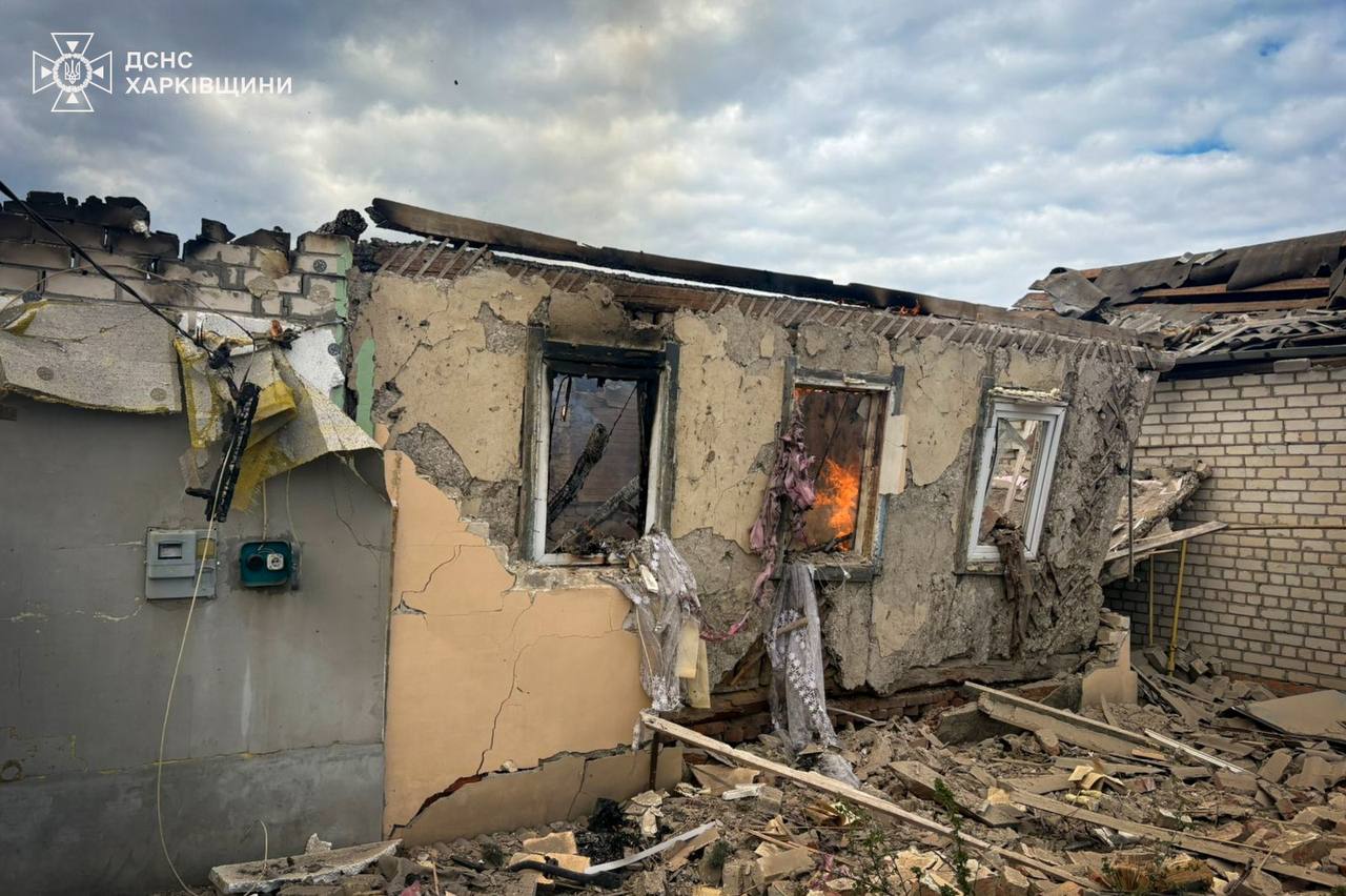 Russian strikes hit Velykyi Burluk: 1 dead, injuries reported