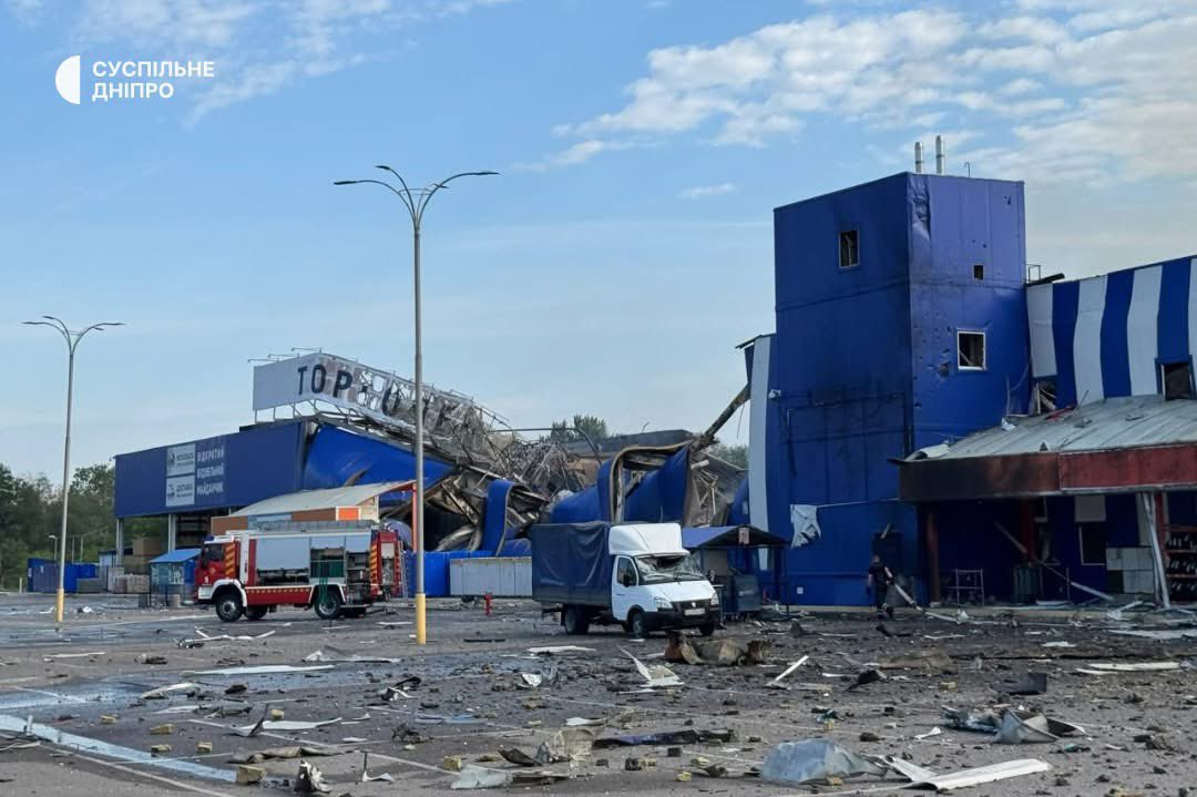 Russians kill civilians in Dnepropetrovsk mall attack