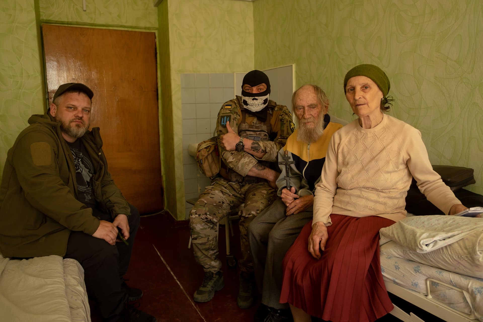 Granny with USSR flag hospitalized after shelling