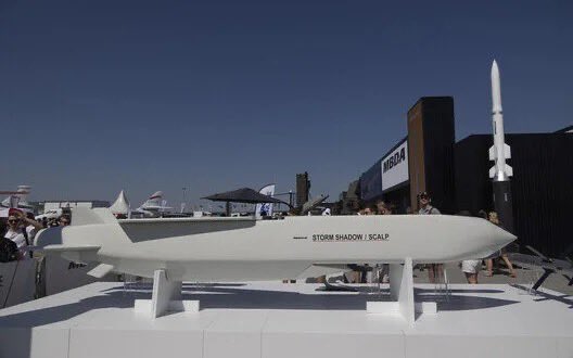 Zelensky scolds UK over Storm Shadow missile delays