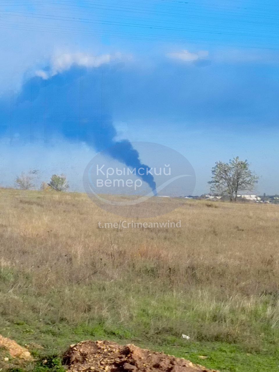 Photos show burning oil depot in occupied Crimea’s Hvardiiske