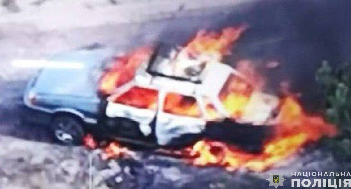 Russians shot a civilian car in Chernihiv region (Ukraine)