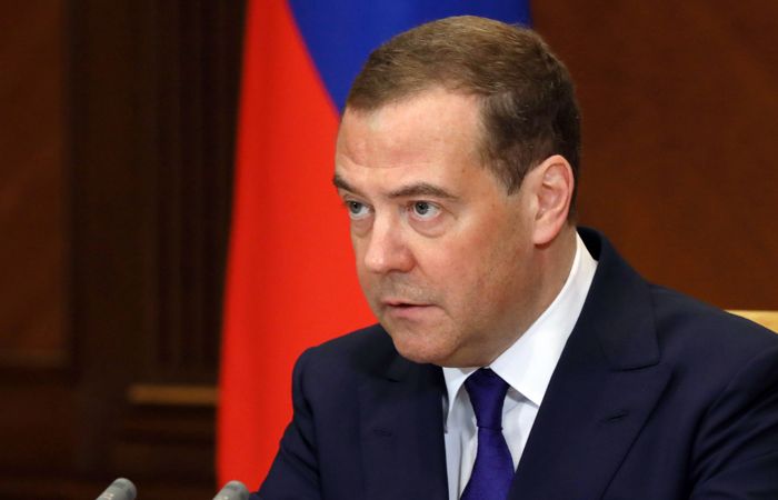 Medvedev on US refusal to provide long-range missiles