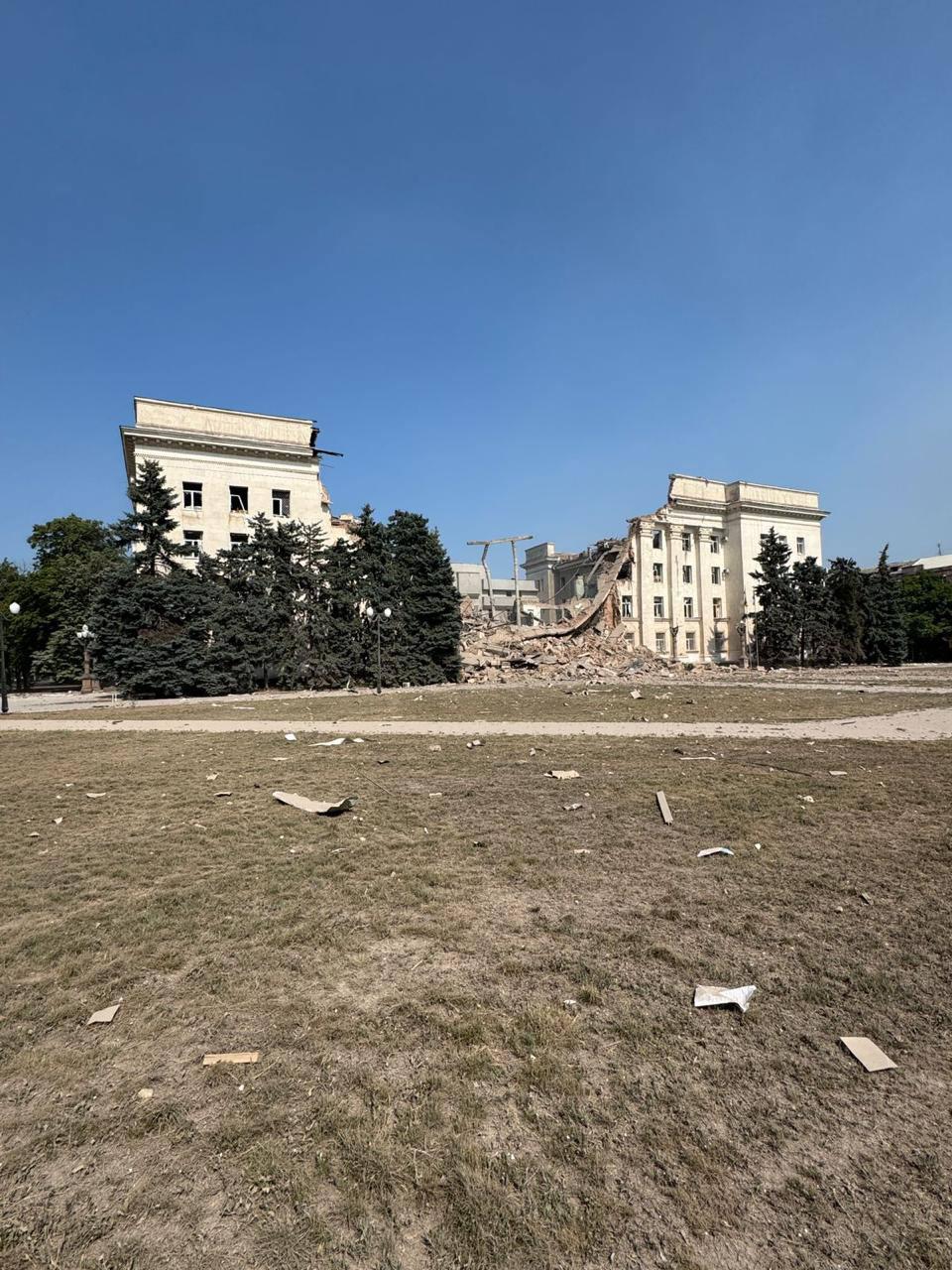 Russia destroys Kherson ODA building