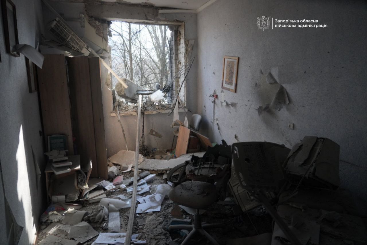 Destruction of a maternity hospital in Zaporizhzhia