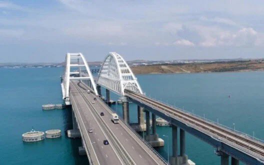 Russia Deploys Barges to Defend Crimean Bridge from Ukrainian Drones