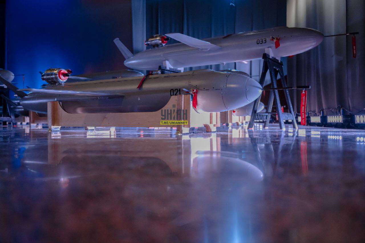 Ukraine unveils Peklo drone-missile for the army
