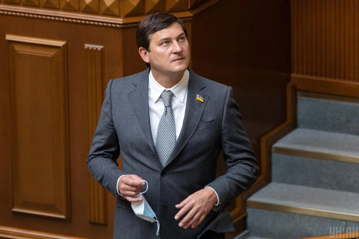 NABU asks Interpol to put fugitive “servant of the people” Odarchenko on international wanted list