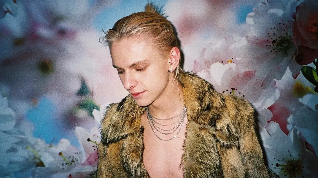 Ukrainian queer artist Artur Snitkus killed in frontline fighting