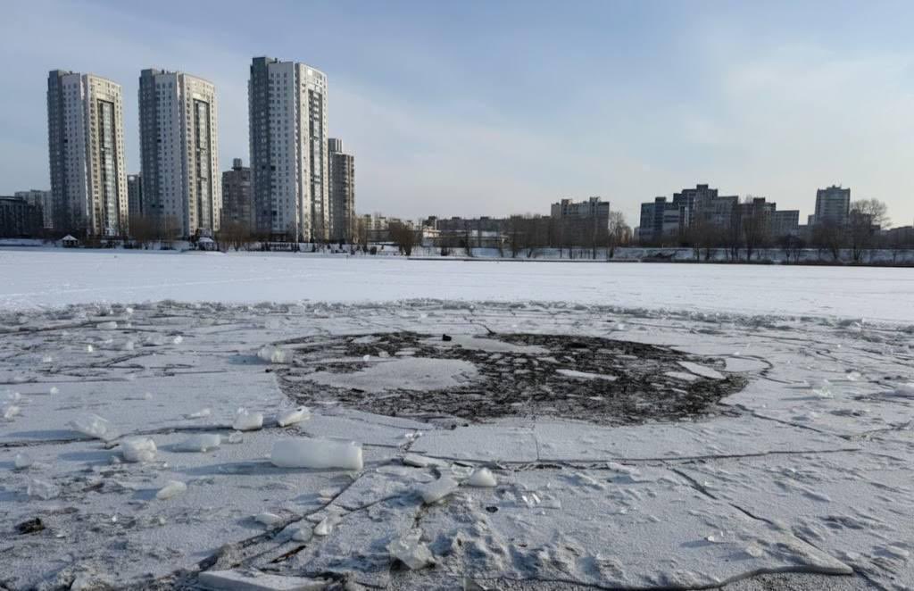 Drone strikes frozen lake in Kyiv, shatters ice