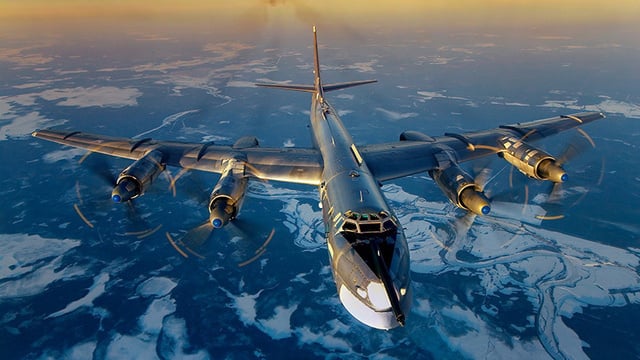 Takeoff of Tu-95MS group from Olenya: from 3 to 6 aircraft in the air