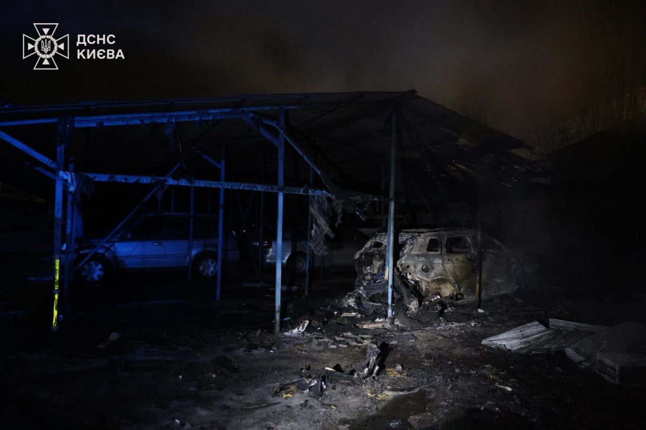 Putin strikes Ukraine during peace talks, FM Sybiha says