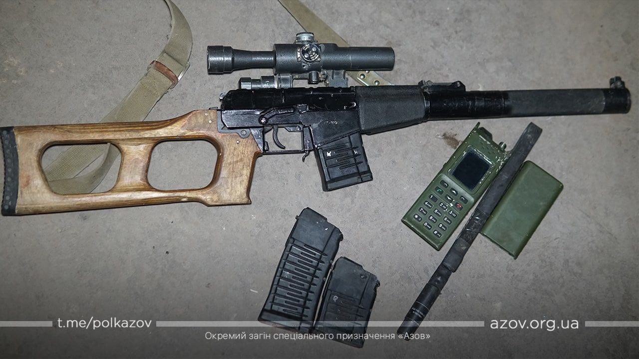 Azov regiment destroys enemy infantry in Mariupol, captures trophies