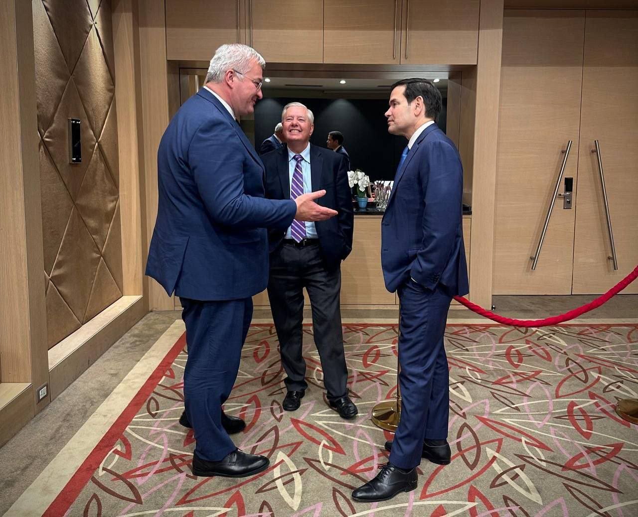 Ukrainian FM meets U.S. officials in Antalya