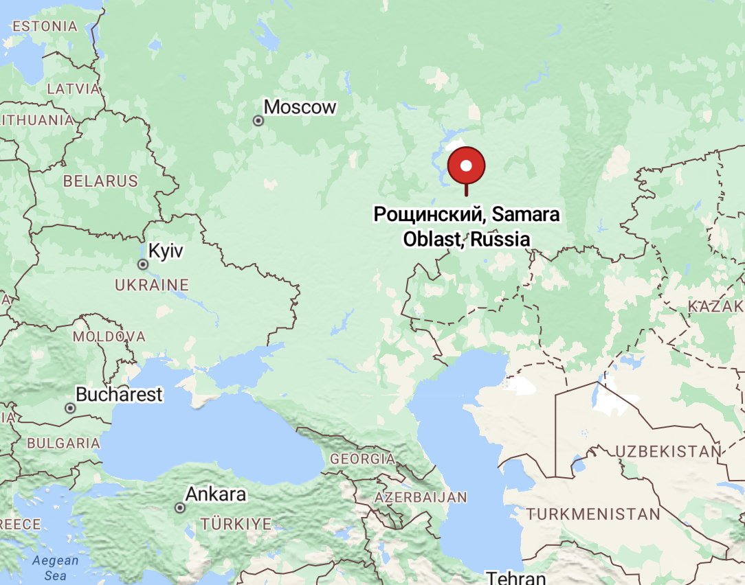Man with leg fixator awaits bus to ‘Donetsk People’s Republic’