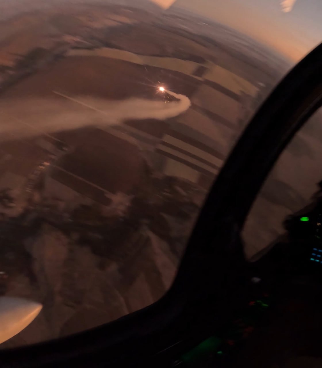 Mirage-2000 shoots down Russian missiles