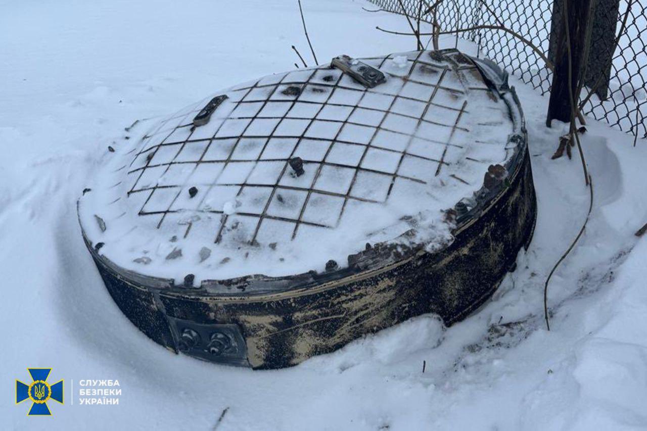 Ukraine shows Oreshnik missile fragments, calls attack war crime