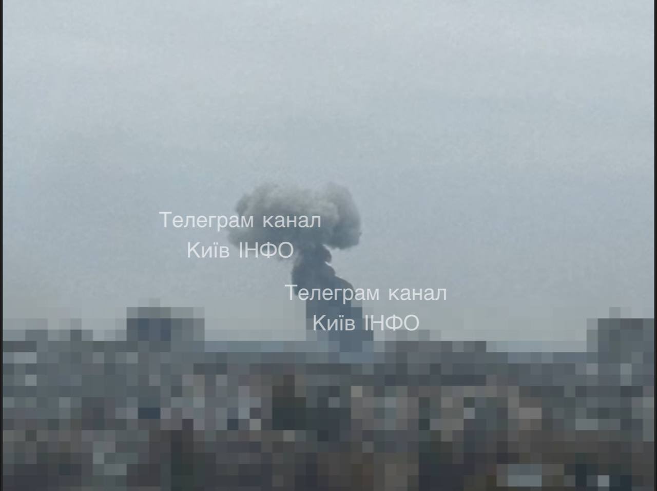 Russian ballistic missile attack on Kyiv, residents flee to metro stations