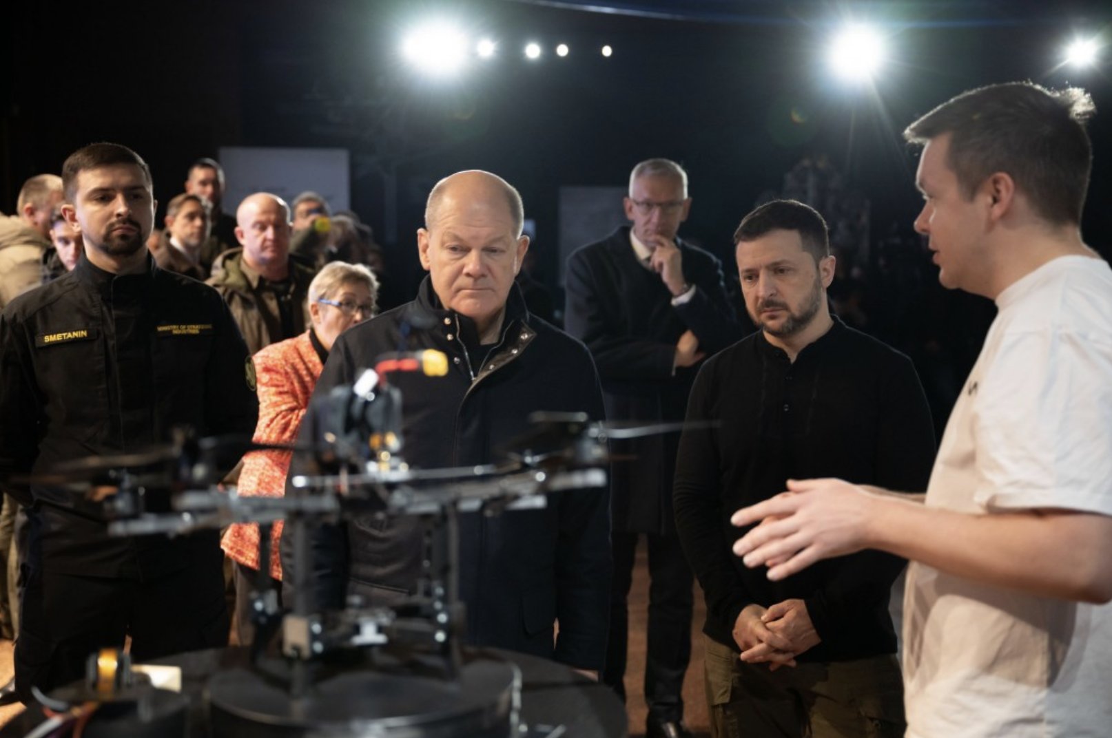 Drone Unit Scandal Questions Zelenskyy’s Control, Yermak’s Influence