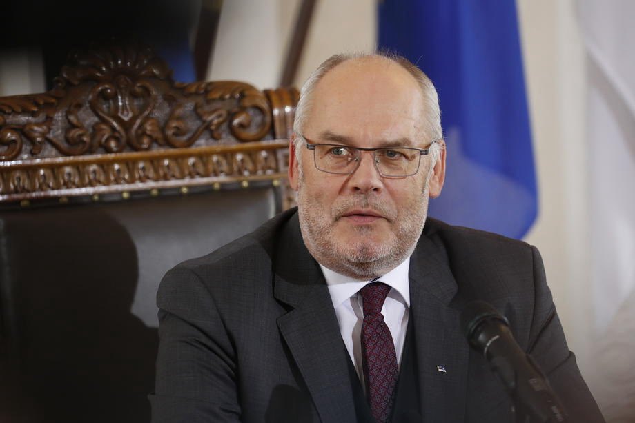 Karis: Europe Missed Chance to Negotiate with Russia in 2022