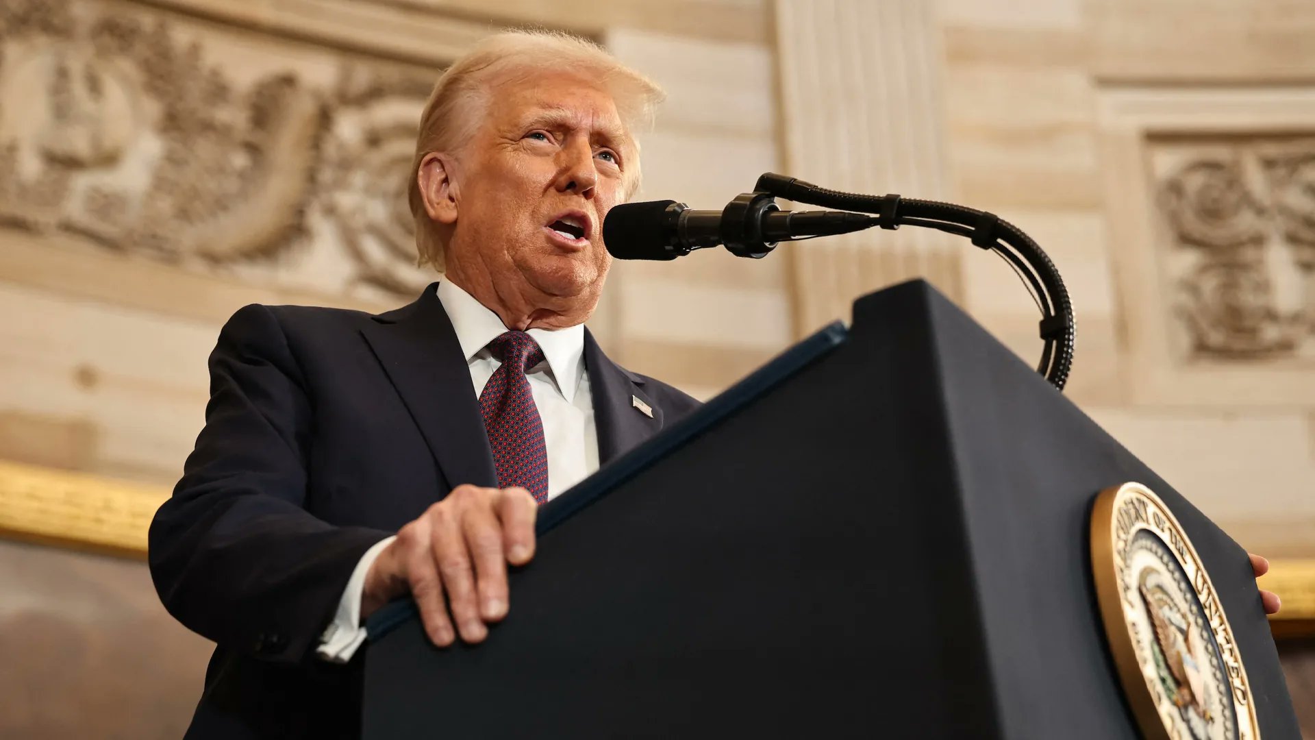 Trump needs military aid for Ukraine peace