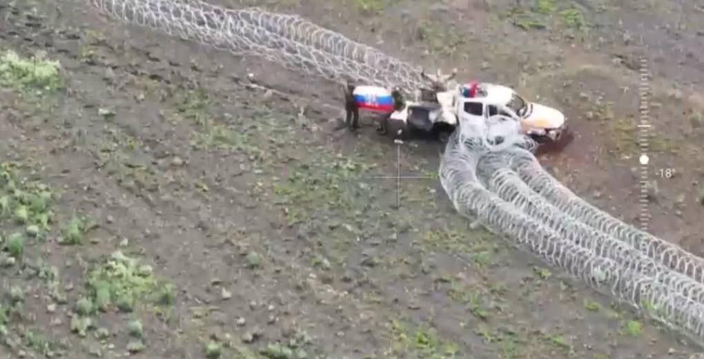 Russian pickup stuck in ‘Bruno’ on border