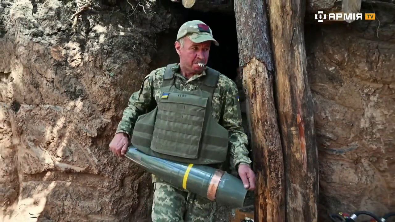 Ukrainian crew uses Swedish 155mm M/77 ER shells