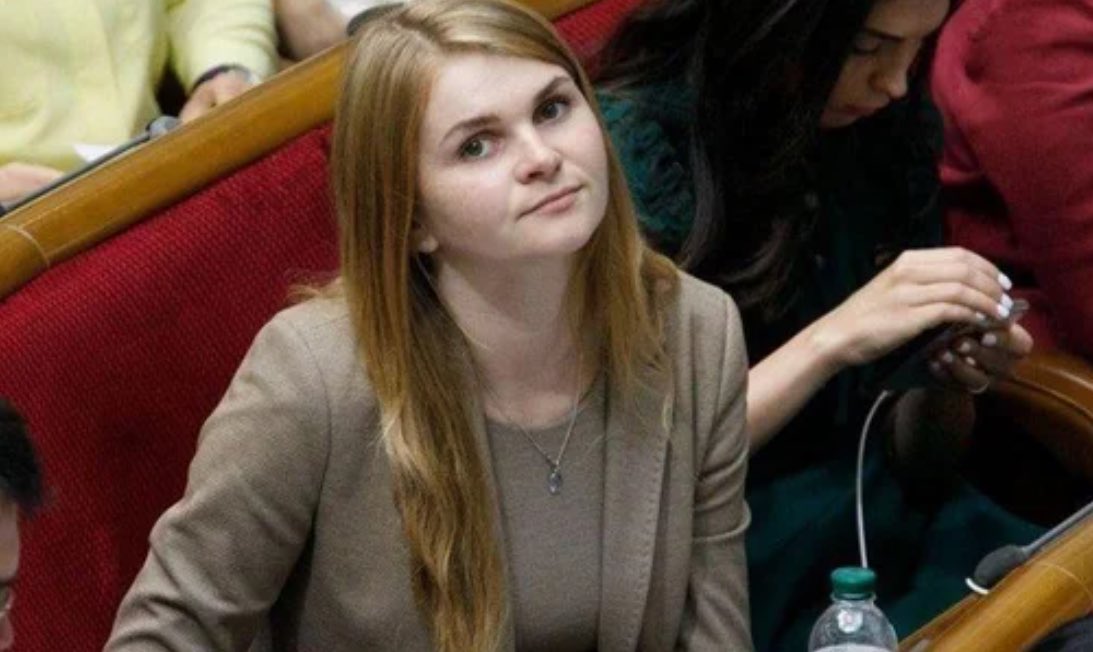 Rada strips ‘Servant of the People’ MP Kolisnyk of mandate over ‘flee the country’ remarks