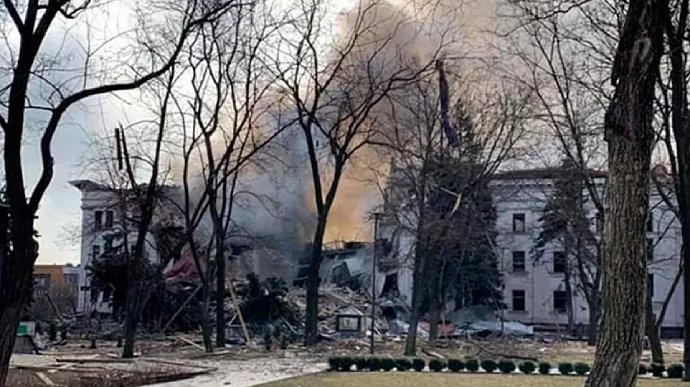 600 died in Mariupol Drama Theater, AP investigation
