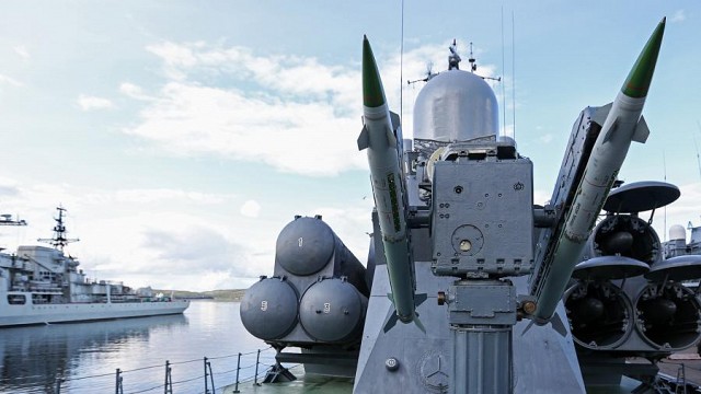 Moskva cruiser’s air defense detection distance 7 km
