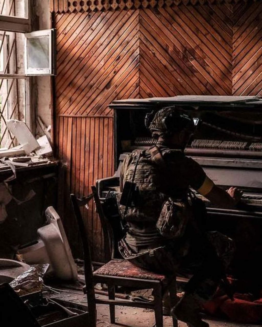 Damaged Piano in Chasiv Yar