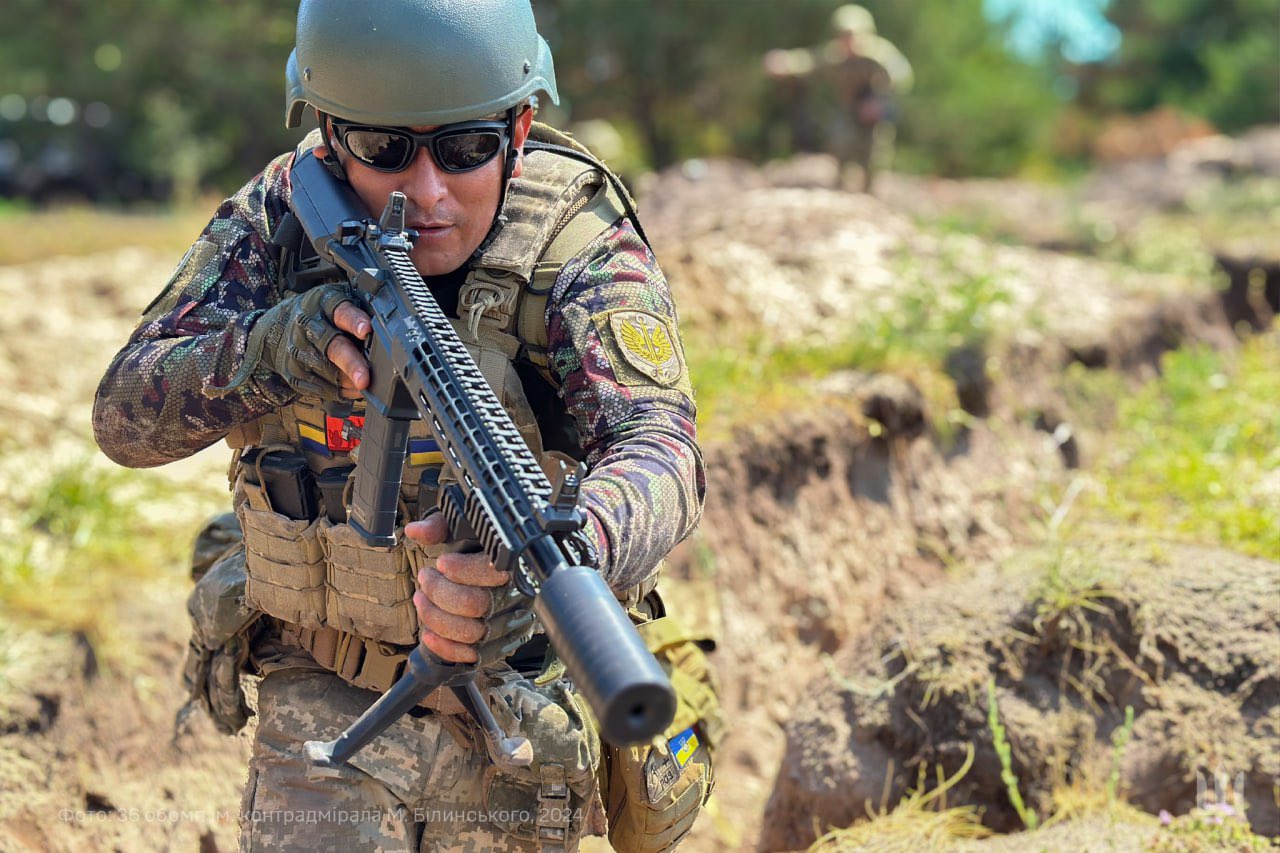 Foreign volunteers of the 36th Marine Brigade (short)