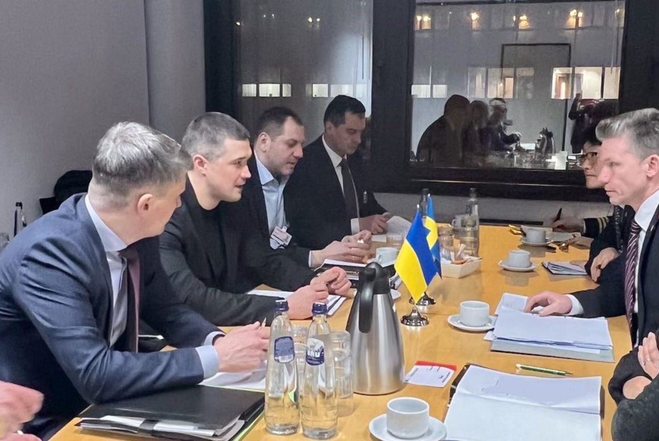Ukraine to buy Swedish Gripen jets with EU funds
