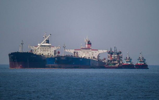 The United States considers severe sanctions on Russian oil industry