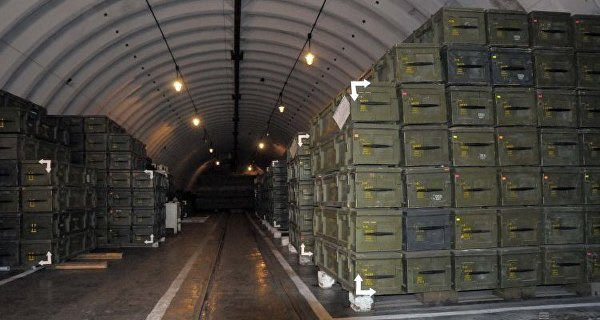 Britain proposes European fund for arms purchases and stockpiling